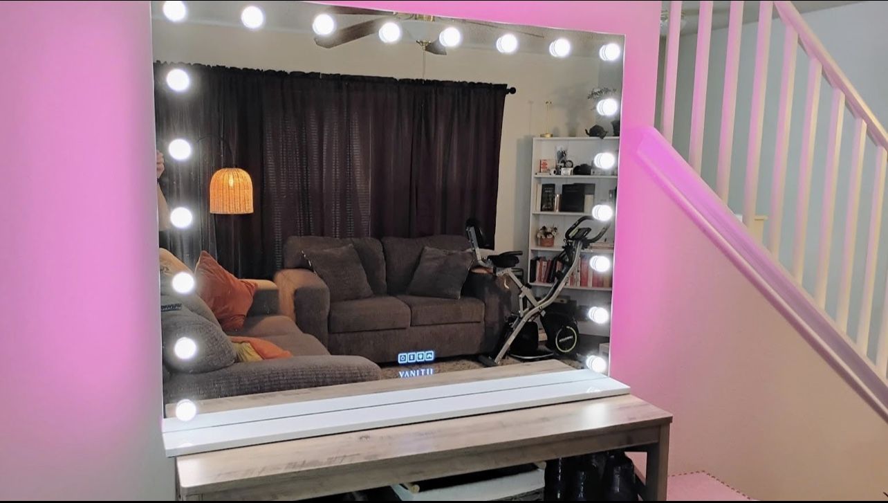 VANITY MIRROR WITH LIGHTS | BRAND NEW |  STUART,FL