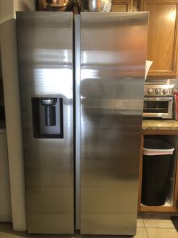 Samsung Refrigerator 27” Stainless
