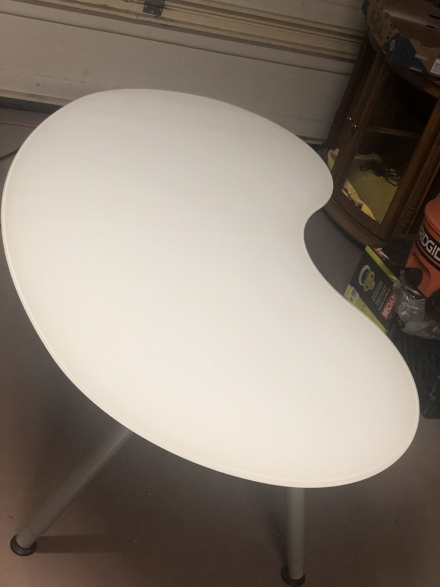 Glass white adjustable kidney shape table