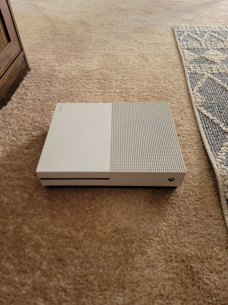 Xbox One S