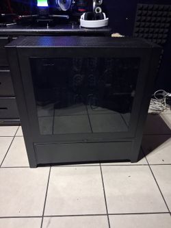 Gaming PC case desktop tower xl super Corsair 900d mega tower it's huge