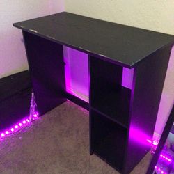 Small Black Shelf Table