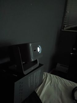 HD Projector & Screen