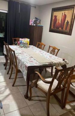 Thomasville Dinning set