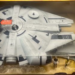 Millennium Falcón & 2 Figure Set 
