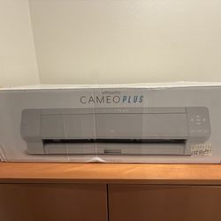 Silhouette Cameo 4 Plus Electronic Cutting Machine