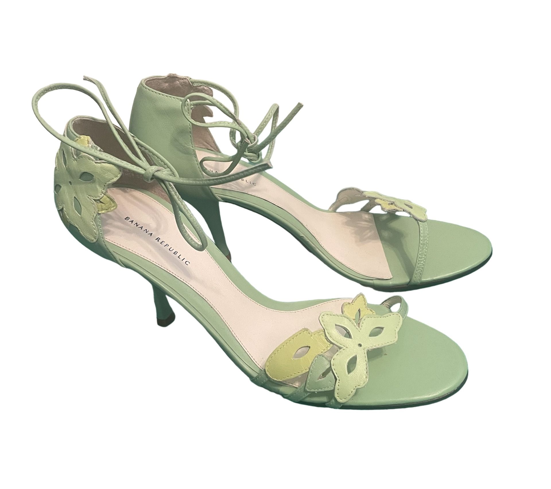 Banana Republic Strappy Floral Leaf Green Cut Out Spring Pastel Heel Pumps, Size 8 