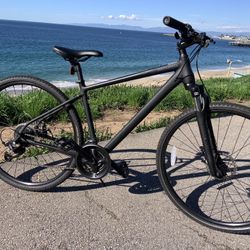 Cannondale Quick 4. 21 Speed Medium Size Lightweight Aluminum Frame With Hydraulic Disc Brakes 