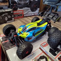 ARRMA Typhon 4x4 mega RC buggy brand new high performance for a low price
