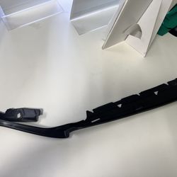 OEM BMW 63-11-7-410-734 Right Headlamp Assembly Gasket / Seal