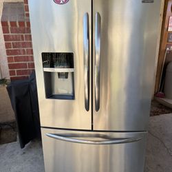 Frigidaire Refrigerator / Gallery 