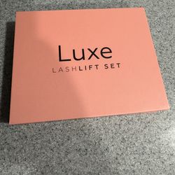 Eyelash Treatment 