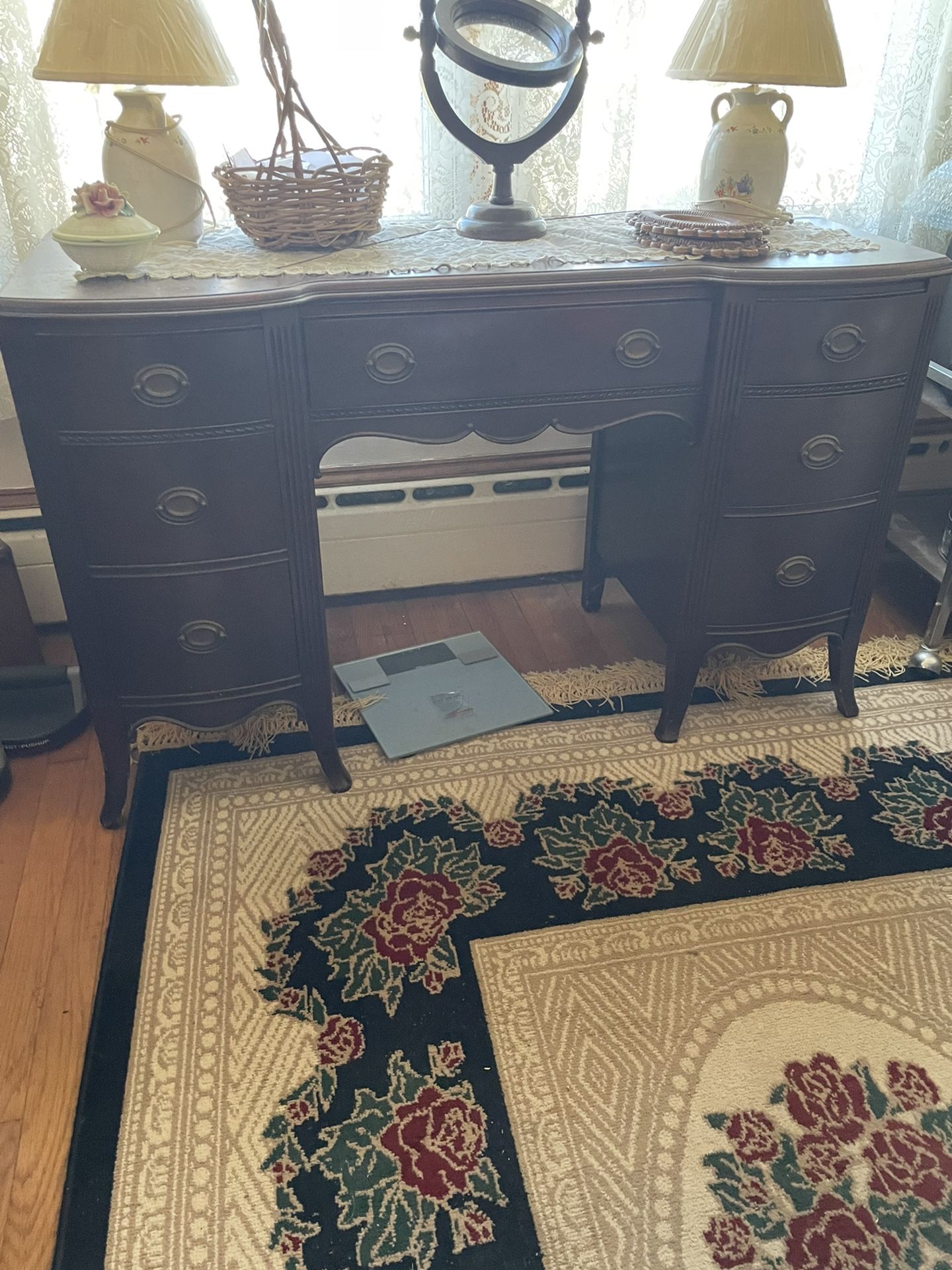 1920s Vintage Desk/vanity