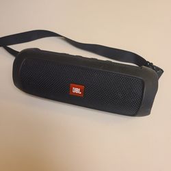 JBL Flip 5 (Only Used A Few Times)