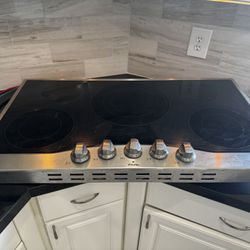 Viking 36” Electric Cooktop