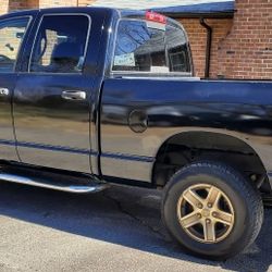 Dodge Ram 1500 4x4 Quad Cab