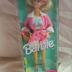 Russell Stover Candies Barbie Doll Special Edition 1995 **Damaged Box**