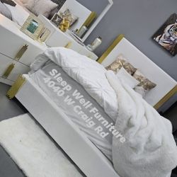 ✨️4pc Queen, King Bedrooms ✨️ Furniture Sectionals, Dining Avail 