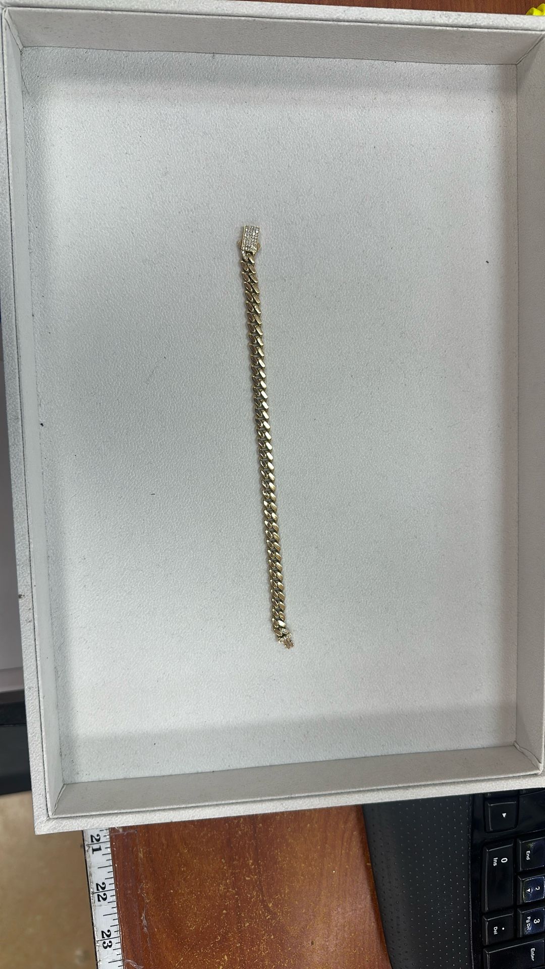 14k Cuban Link Bracelet