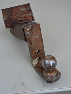 Trailer Hitch Ball Mount