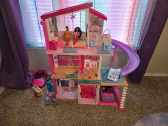 Barbie Dreamhouse & Doll accessories