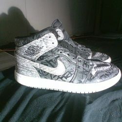 🔥 Custom Air Jordan 1 Mid "Graffiti Black & White" – Size 7