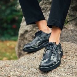 TWO THOUSAND NEVER Leather Green Black Camouflage Vibram Platform Loafers