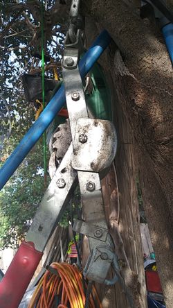 American power pull hoist