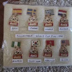 WORLD CUP 1994 SOCCER PINS SET OF 8 