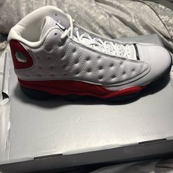 Red/wht 13 Retros 