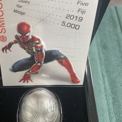 2oz Silver Fiji Spiderman