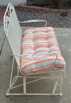 *** Vintage Woodard Glider With New Cushion - Pls Read Description & See My Other Listings ***