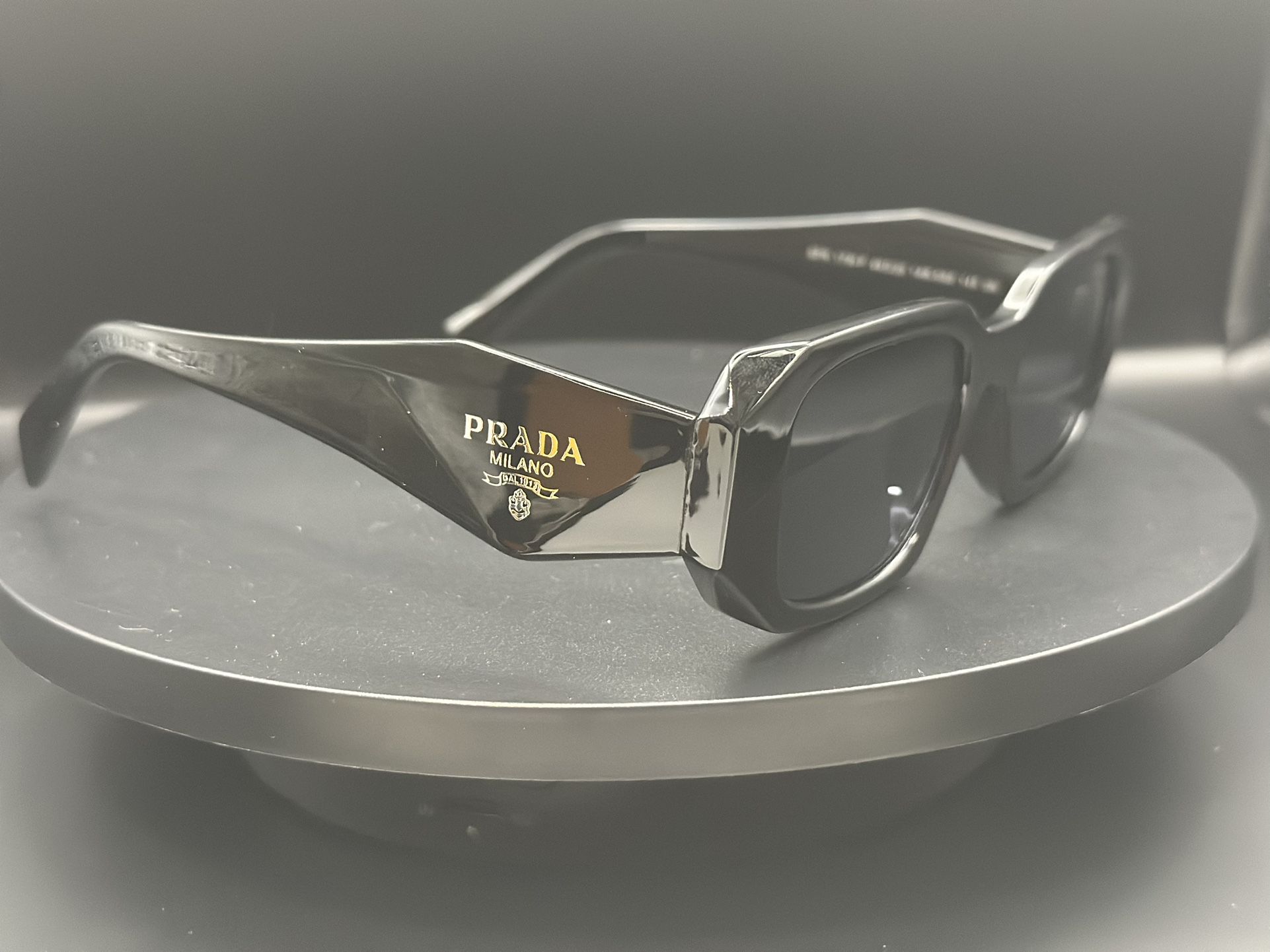Prada Sunglasses Black 😎