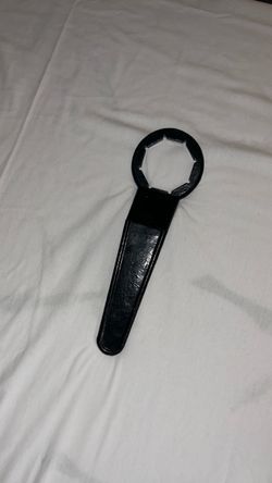 Knock Off Wheel Key