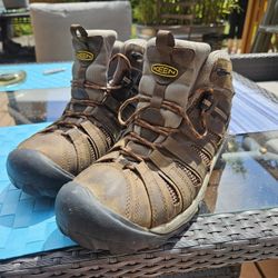 KEEN Mens Hiking Boots Size 10