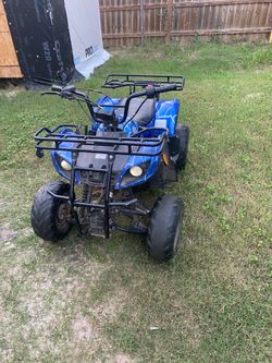 Vendo cuatrimoto jalando al 100