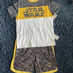 Mens Medium Outfit DISNEY WORLD STAR WARS REBEL BLACK & GOLD CAMO T-shirt and shorts