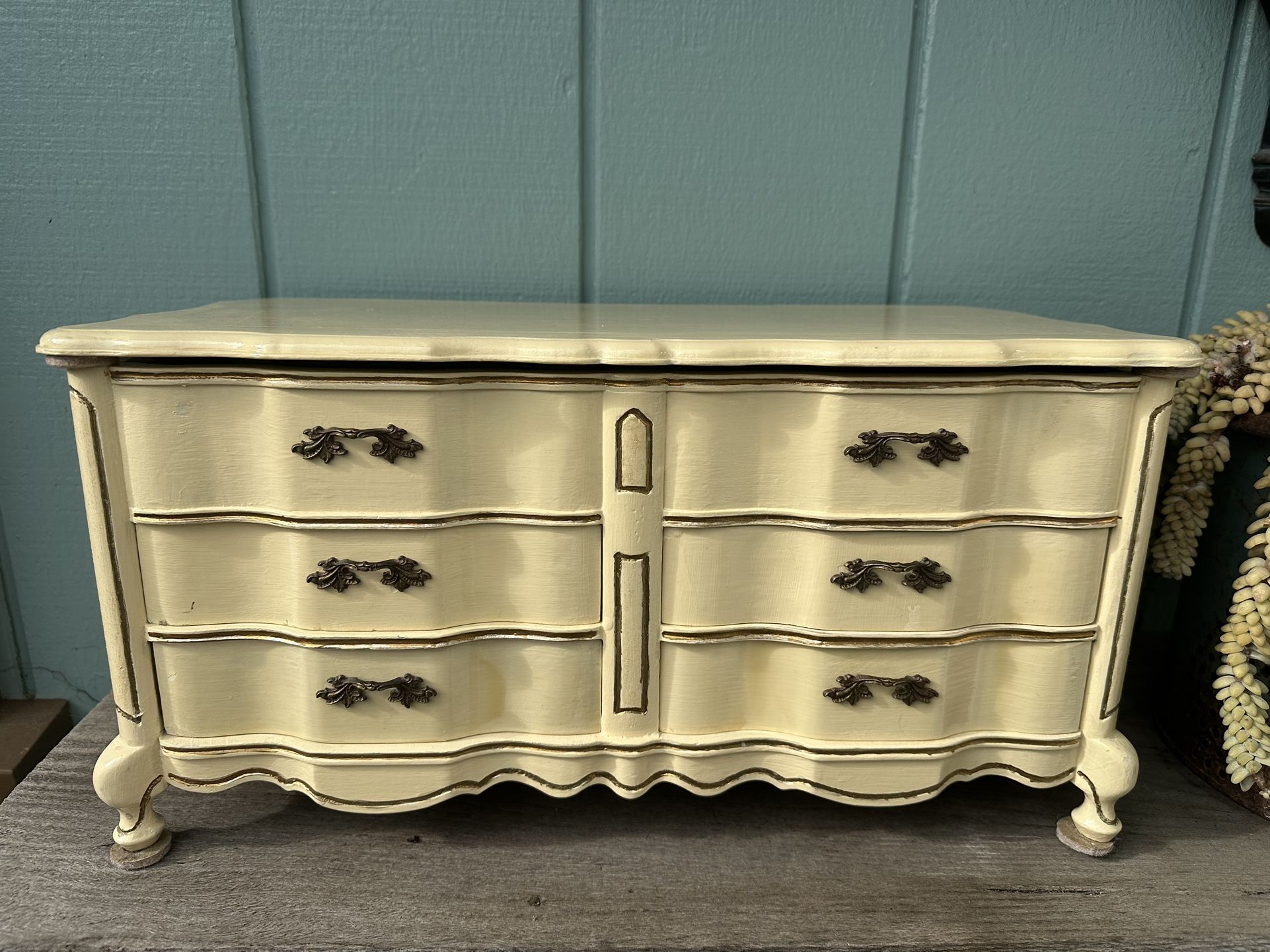 Jewelry Box French Provincial Dresser Jewelry Box/ Salesman Sample 1970s