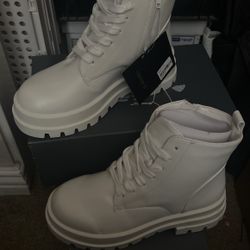 Booties 7.5
