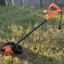 Black & Decker Electric Edgers 