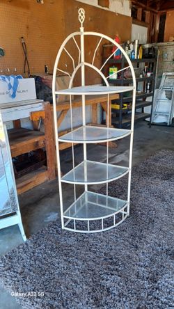 Work benches  mirror