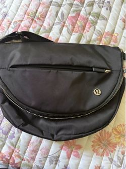 Lululemon bag