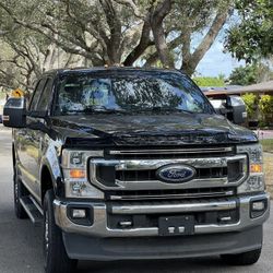 2022 Ford F-250 XLT 