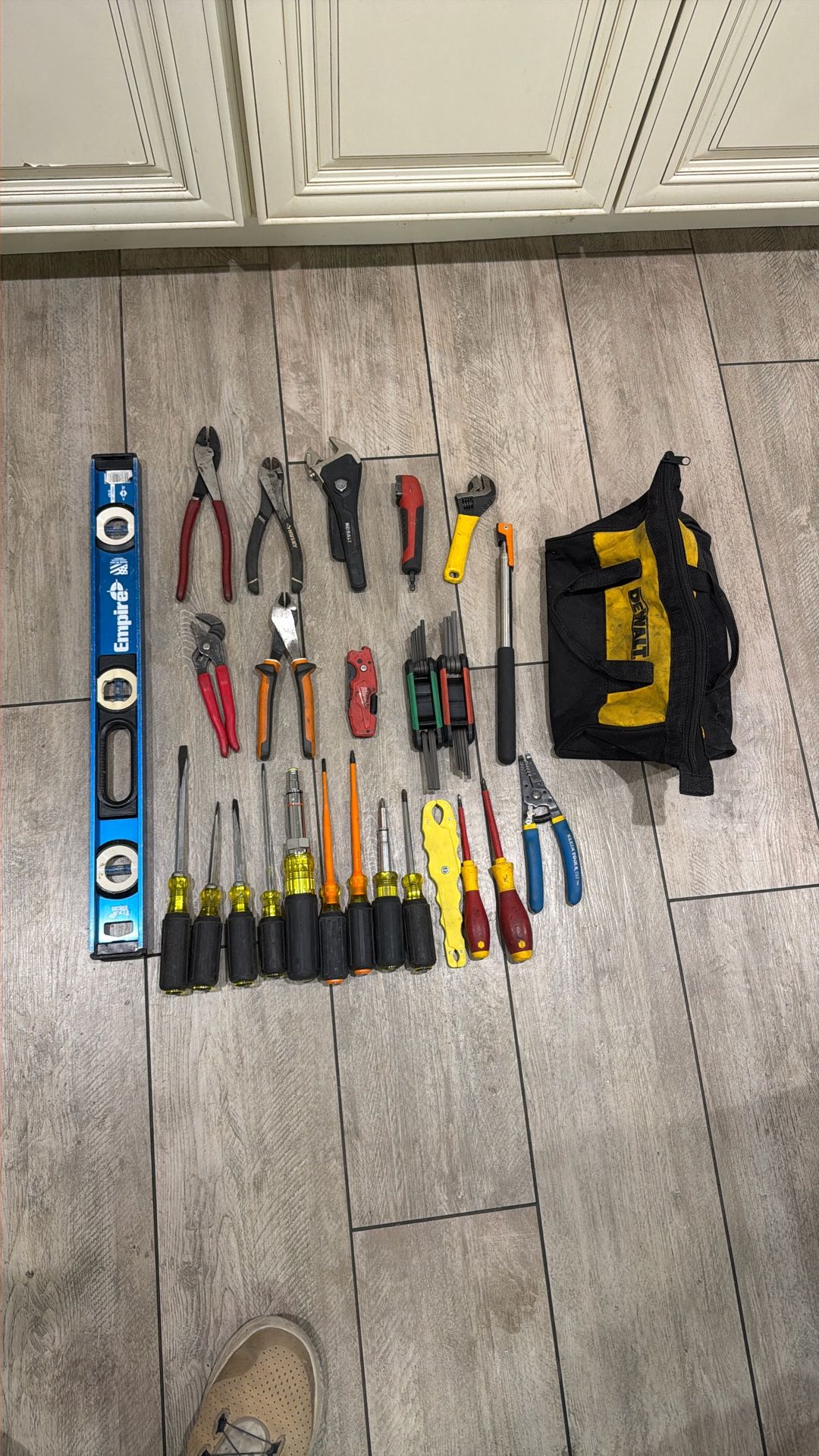 Lots Of Klein Tools , Hand tools 