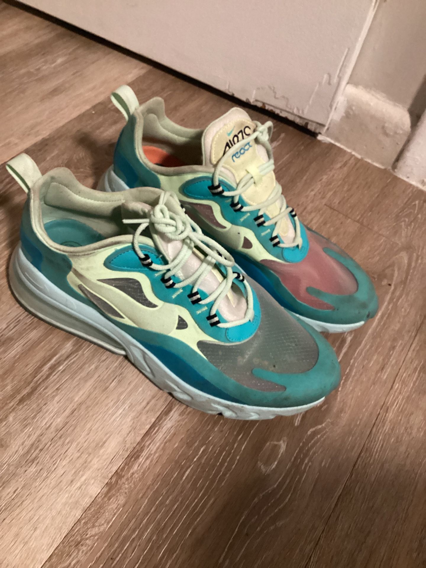 NIKE AIRMAX 270 Men’s React Psychedelic Running Hyper Jade