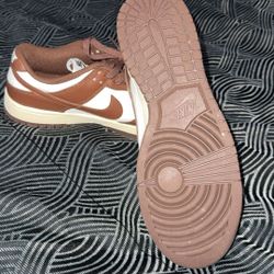 Nike Dunks 