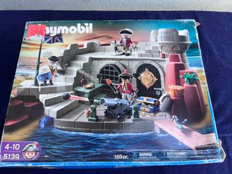 Playmobli  5139 Soldiers Fort with Dungeon (169 pcs)
