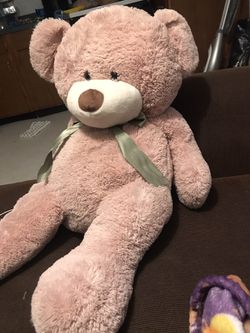 Huge 32 x 22 stuffed Teddy bear!