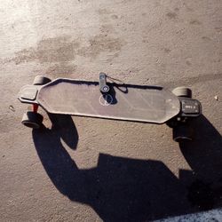 Max 6 Electric Skateboard 37 Miles And Range