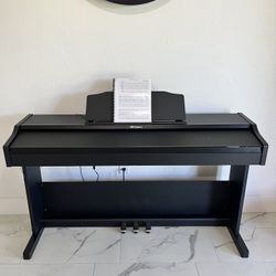 Piano Roland 